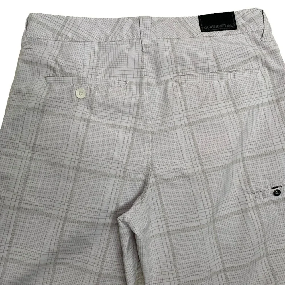Quiksilver Skater Chino Shorts 32 White Checkered Flat Front Pockets Button Zip